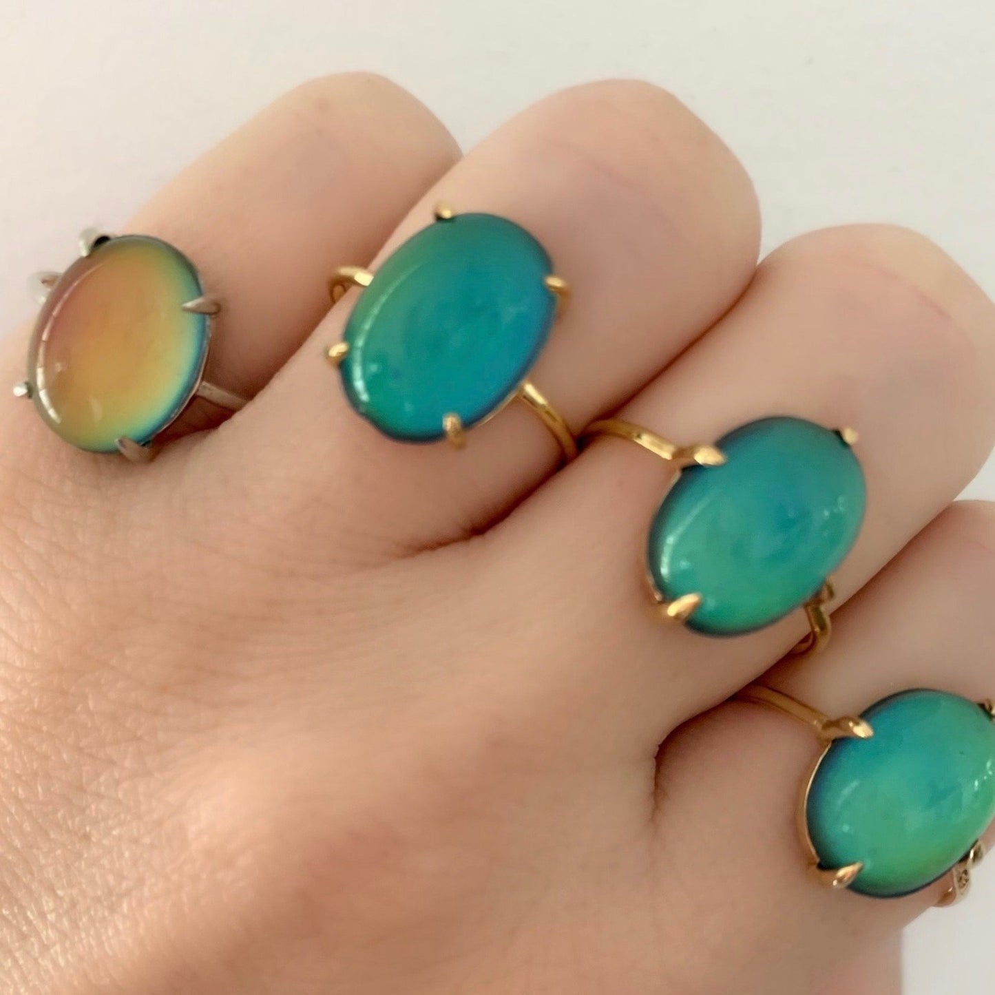 The Aura Mood Stone- NSEW Ring