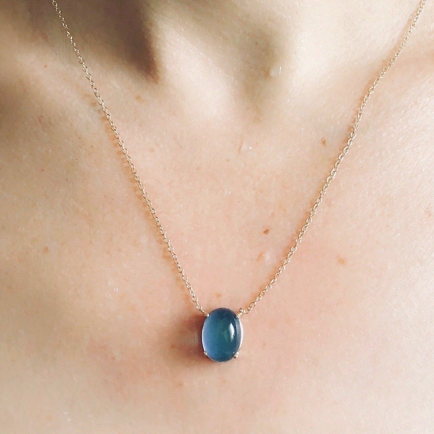 The Aura Mood Stone- Classic Necklace